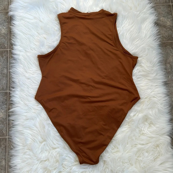 NWT Skims Kim Kardashian Swimsuit Front Zip Almond/Tan 4X plus size - Picture 5 of 11